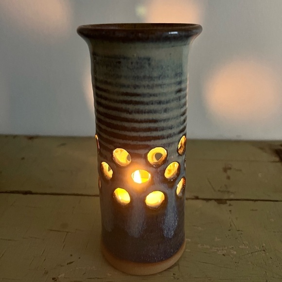 Doug Sassi Studio Art Pottery - Picture 11 of 11